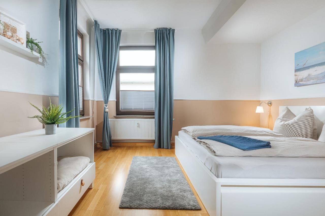 로스토크 Grosse Koje Mit Terrasse 아파트 외부 사진